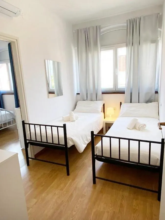 Villa Ortensie Apartments Funtana Croatia